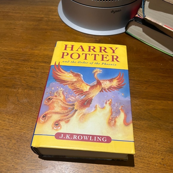 Harry Potter Book Collection - Picture 8 of 8